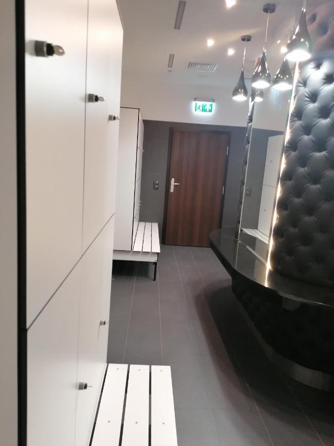 Szczecin Hanza Tower Apartment-Basen ภายนอก รูปภาพ