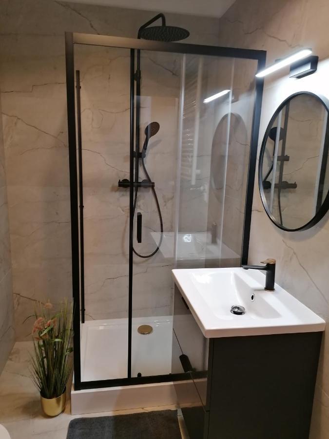 Szczecin Hanza Tower Apartment-Basen ภายนอก รูปภาพ