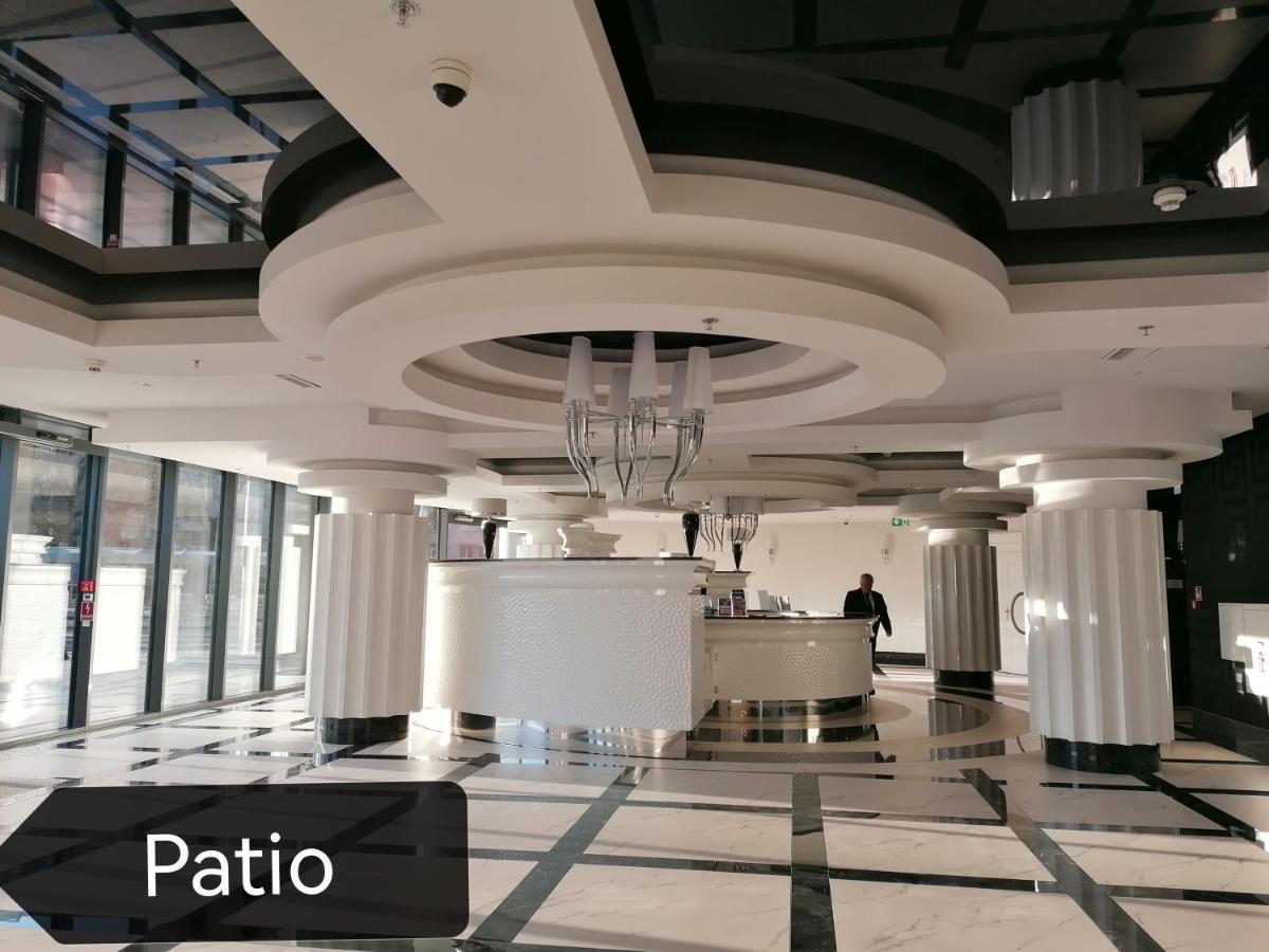 Szczecin Hanza Tower Apartment-Basen ภายนอก รูปภาพ